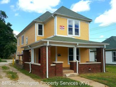 Main picture of 301 E 10th St