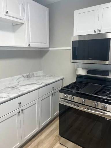 Main picture of 106 S Hart St