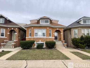 Main picture of 5327 W Wolfram St