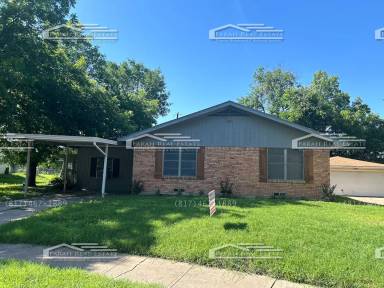 Main picture of 605 Calyx Cir