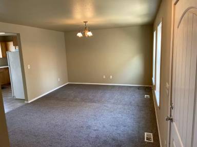 Main picture of 140 Sagebrush Ave