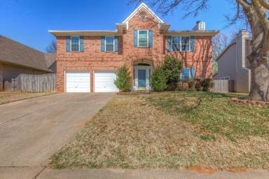 Main picture of 1804 W Inglewood St