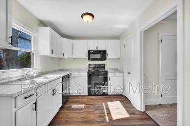 Main picture of 310 Graham St