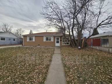 Main picture of 1059 Worchester St