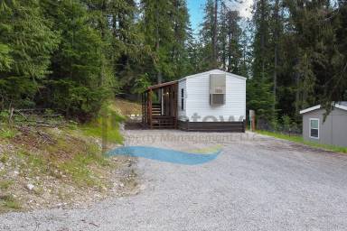Main picture of 188 Cedar Hl