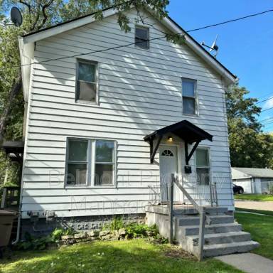 Main picture of 77 Pingree Ave