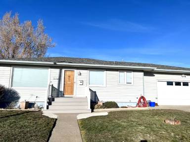 Main picture of 237 22nd Ave NW