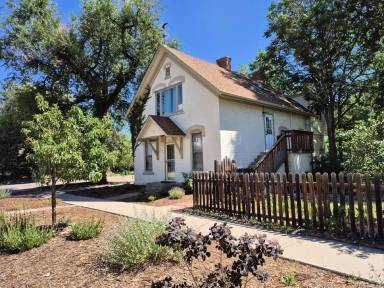 Main picture of 2044 19th St