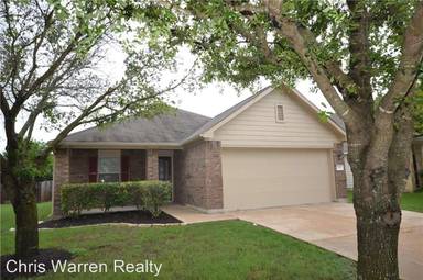 Main picture of 200 Falcon Ln