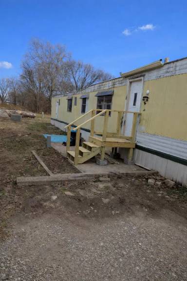 Main picture of 1330 W Williams St