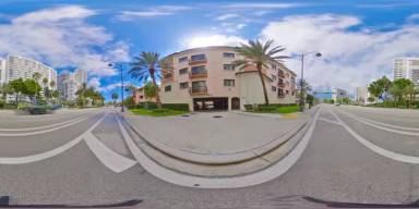 Main picture of 4241 N Ocean Blvd