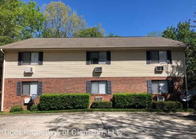 Main picture of 217 Cochran Rd