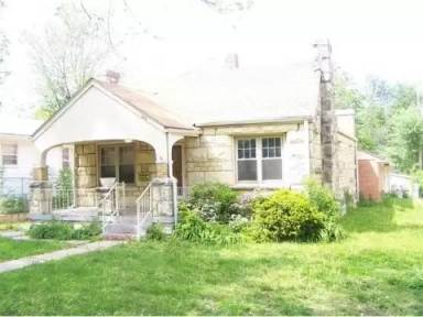 Main picture of 526 W 3rd St
