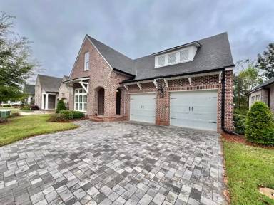Main picture of 1644 Ella Ln
