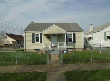 Main picture of 135 Lulu Ave