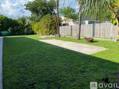 Main picture of 2149 SW 47th St
