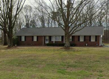 Main picture of 619 Price Dairy Rd