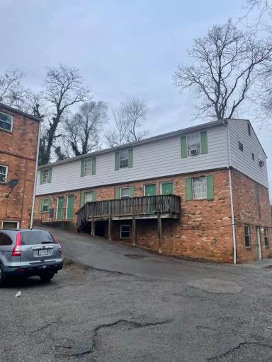 Main picture of 1523 Compton St NE