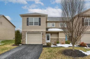 Main picture of 31 Parker Spring Ave