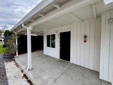 Main picture of 6491 Old Redwood Hwy
