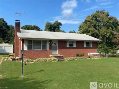 Main picture of 3015 Pleasant Ridge Rd