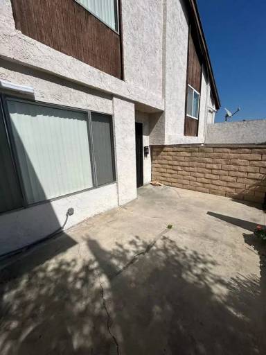 Main picture of 504 S Granada Ave