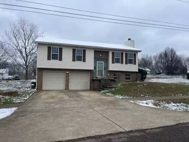 Main picture of 405 Bertha Way