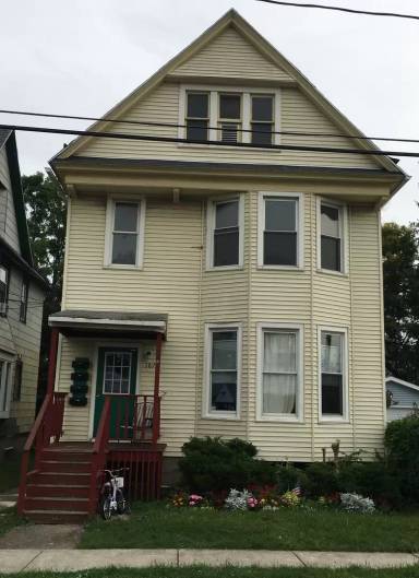 Main picture of 187 Melrose St