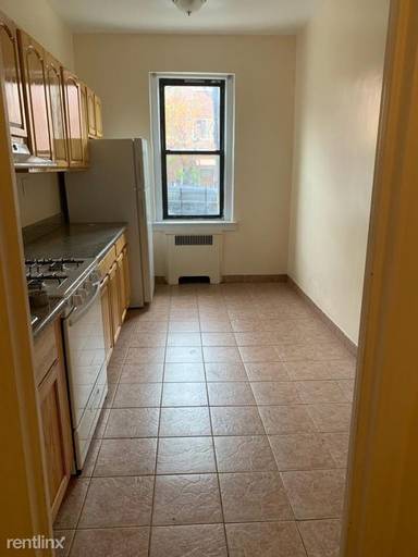 Main picture of 3376 Fenton Ave