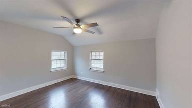 Main picture of 907 23rd St S