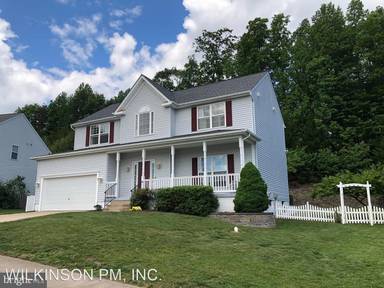 Main picture of 3 Tavern Rd