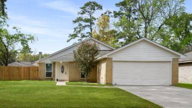 Main picture of 3707 Acorn Way Ln