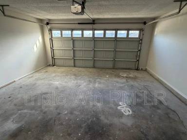 Main picture of 13206 Meadowview Dr