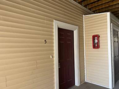 Main picture of 1825 SW White Birch Cir