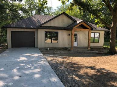 Main picture of 361 N Sunny Side Ct
