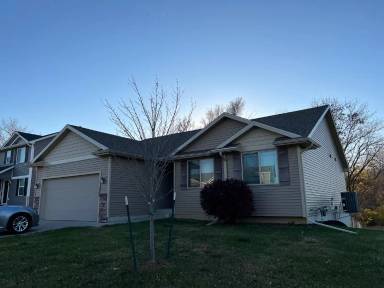 Main picture of 5309 SE 24th St