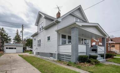 Main picture of 18708 Arrowhead Ave