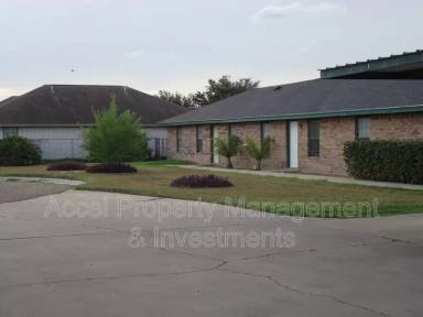 Main picture of 1201 W Carmen Ave