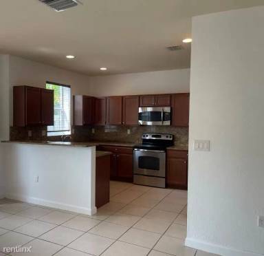 Main picture of 14725 SW 25th St