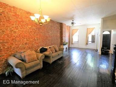 Main picture of 2716 Parrish St