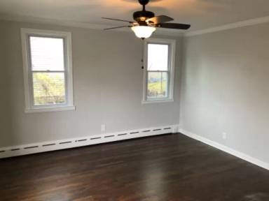 Main picture of 5 Lane Ave