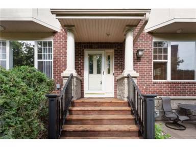 Main picture of 1510 Zarthan Ave S