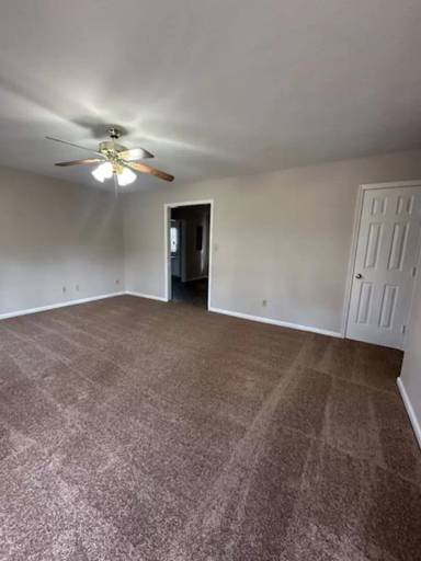 Main picture of 4864 Townpoint Rd
