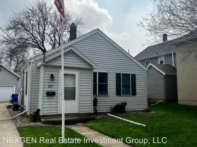 Main picture of 829 W Bell Ave