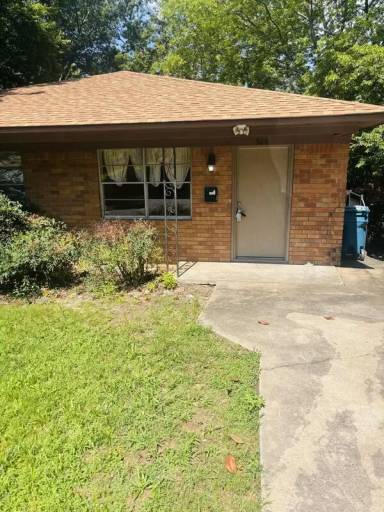 Main picture of 304 S Martin St