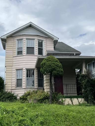 Main picture of 707 S 25th St