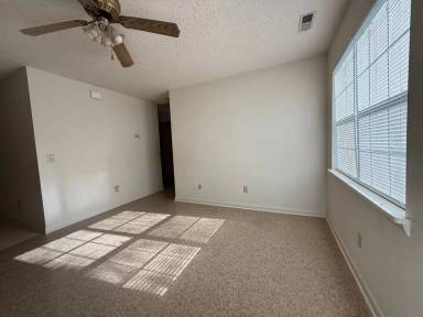 Main picture of 113 Covington St