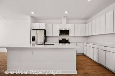 Main picture of 5924 S Congress Ave