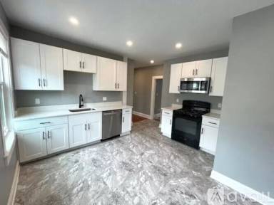 Main picture of 35 Richie Rd