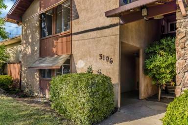 Main picture of 3106 3120 Delaware Ave